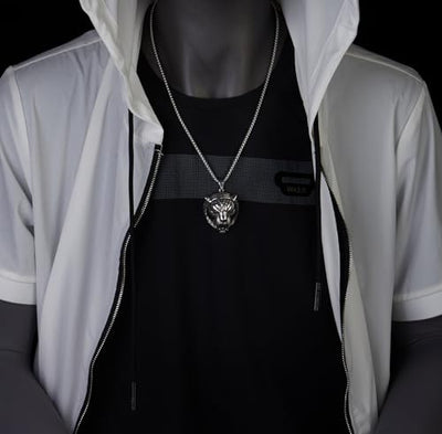 COOLSTEELANDBEYOND Stainless Steel Mens Tiger Head Pendant Necklace with 30 inches Wheat Chain